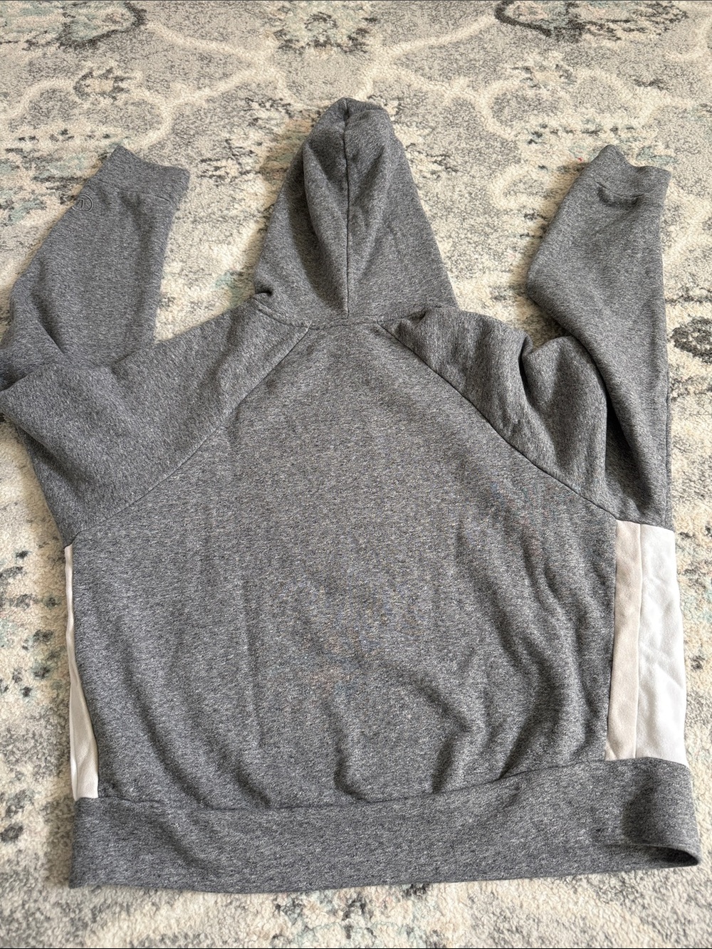 Vuori Colorblock Hooded Sweatshirt Size Medium - Picture 7 of 10